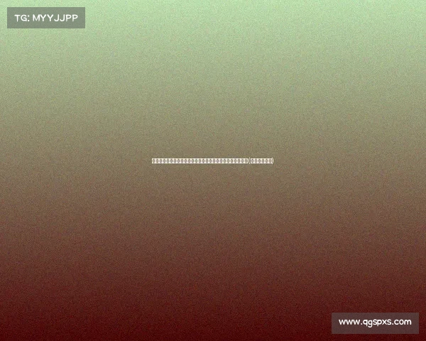 热身赛三分命中率低迷，库里场边单臂投中超远三分再显神奇(库里单手三分)